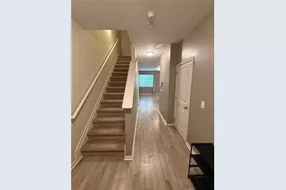 2330 McKenna Square Drive, Lithonia, GA 30058 - Photo 2