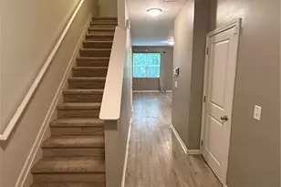 2330 McKenna Square Dr, Lithonia, GA 30058 - Photo 2