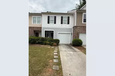 2330 McKenna Square Drive, Lithonia, GA 30058 - Photo 1