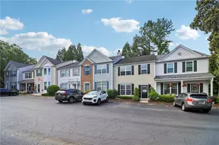 10900 Wittenridge Dr, Alpharetta, GA 30022 - Photo 2