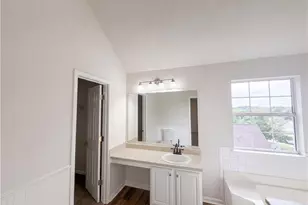 525 Michael Cir, Monroe, GA 30655 - Photo 12