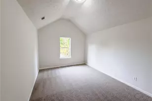 525 Michael Cir, Monroe, GA 30655 - Photo 4