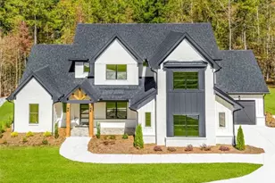121 Forest Berry Ct, Newnan, GA 30265 - Photo 2