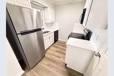 237 Chads Ford Way, Roswell, GA 30076 - Photo 2