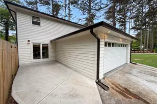 1772 Huntingford Dr, Marietta, GA 30068 - Photo 32