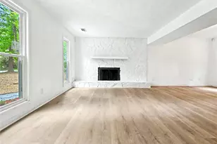 7156 Whitfield Dr, Riverdale, GA 30296 - Photo 6