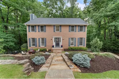 515 Bellfield Court, Roswell, GA 30076 - Photo 4