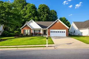 5627 Blanchard Pl, Sugar Hill, GA 30518 - Photo 1