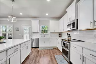 582 Eagles Nest Cir, Auburn, GA 30011 - Photo 14