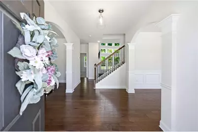 121 Crest Brooke Drive, Canton, GA 30115 - Photo 4