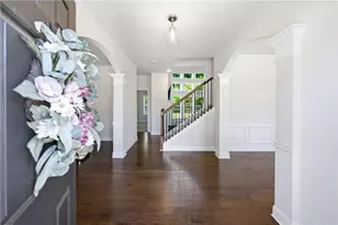 121 Crest Brooke Dr, Canton, GA 30115 - Photo 4