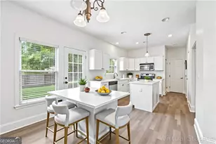 877 Dunlin Fields Dr, Lawrenceville, GA 30044 - Photo 6