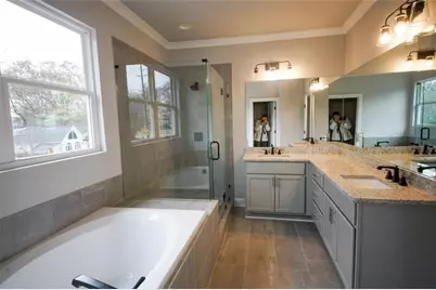 1740 Bolton Road NW, Atlanta, GA 30318 - Photo 32