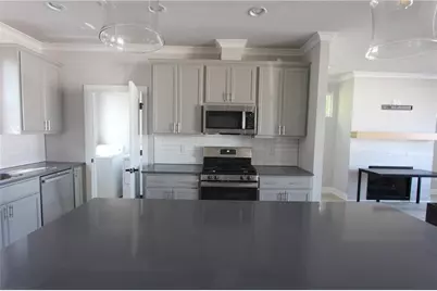 1740 Bolton Road NW, Atlanta, GA 30318 - Photo 12