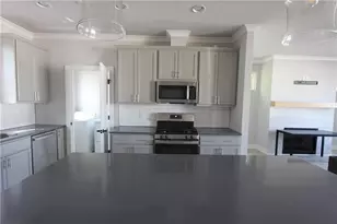 1740 Bolton Rd NW, Atlanta, GA 30318 - Photo 12
