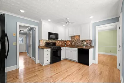 1020 Forest Park Lane, Suwanee, GA 30024 - Photo 8