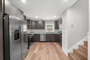 3460 Castille Dr, Snellville, GA 30039 - Photo 8