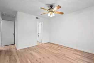 579 Northridge Crossing Dr, Atlanta, GA 30350 - Photo 30