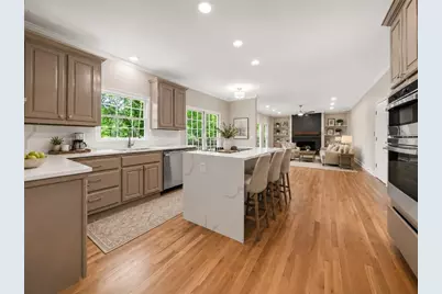 4013 Chelsea Lane, Marietta, GA 30062 - Photo 2