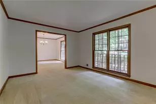 2737 Hearthstone Cir, Marietta, GA 30062 - Photo 8