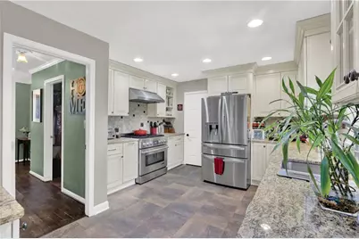 382 Charleston Lane, Lawrenceville, GA 30046 - Photo 18