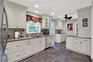 382 Charleston Ln, Lawrenceville, GA 30046 - Photo 4