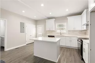 866 Capitol View Ave NW, Atlanta, GA 30318 - Photo 14