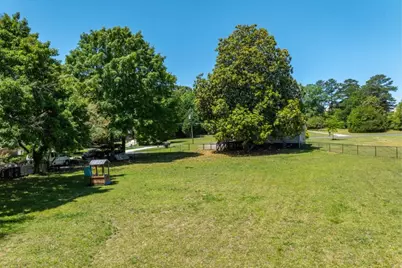 3710 Lake Carlton Road, Loganville, GA 30052 - Photo 32
