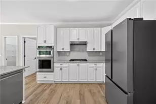 2011 Sugar Valley Ln, Lawrenceville, GA 30043 - Photo 14