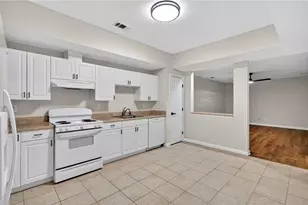2011 Sugar Valley Ln, Lawrenceville, GA 30043 - Photo 38