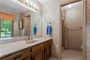 2104 Mitchell Ct, Marietta, GA 30062 - Photo 14