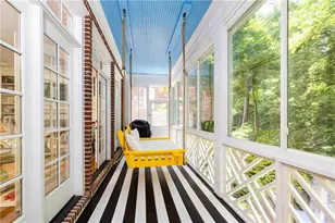 15 Old Paces Pl, Atlanta, GA 30327 - Photo 20