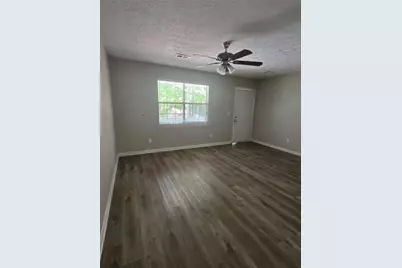 125 E Country Woods Drive E, Covington, GA 30016 - Photo 6