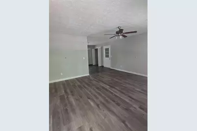 125 E Country Woods Drive E, Covington, GA 30016 - Photo 2