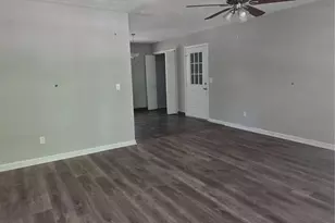 125 E Country Woods Dr E, Covington, GA 30016 - Photo 2