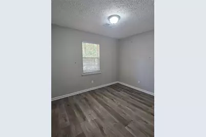 125 E Country Woods Drive E, Covington, GA 30016 - Photo 8