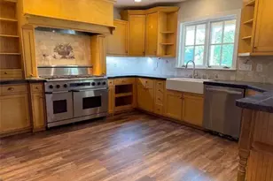 6911 Baker Cir, Clermont, GA 30527 - Photo 14
