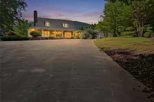 6911 Baker Cir, Clermont, GA 30527 - Photo 10