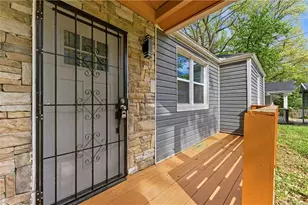1307 Elizabeth Ave SW, Atlanta, GA 30310 - Photo 4