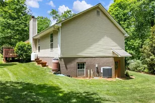 376 Thornwood Cir, Mount Airy, GA 30563 - Photo 56