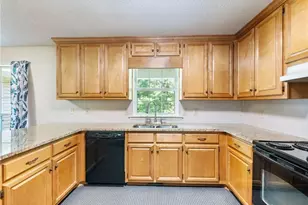 376 Thornwood Cir, Mount Airy, GA 30563 - Photo 12