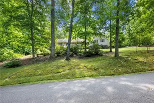 376 Thornwood Cir, Mount Airy, GA 30563 - Photo 36