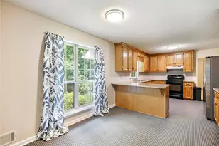 376 Thornwood Cir, Mount Airy, GA 30563 - Photo 16