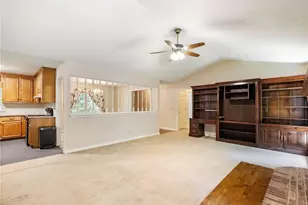 376 Thornwood Cir, Mount Airy, GA 30563 - Photo 10