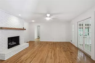 7265 Thornhill Ln NE, Atlanta, GA 30328 - Photo 8