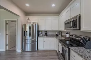 198 Woodlawn Ave, Winder, GA 30680 - Photo 12