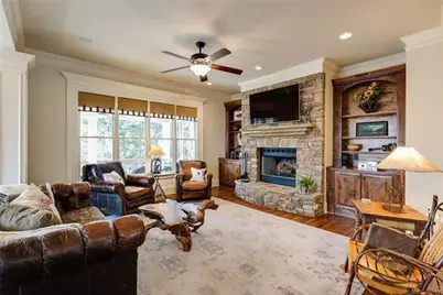5284 Vernon Springs Trail, Sandy Springs, GA 30327 - Photo 12