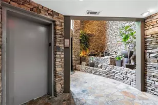 1304 Highland Bluff Dr S E, Atlanta, GA 30339 - Photo 2