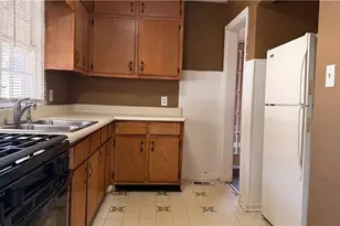 528 Lake Dr, Atlanta, GA 30354 - Photo 26