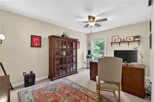 371 Shyrewood Dr, Lawrenceville, GA 30043 - Photo 36